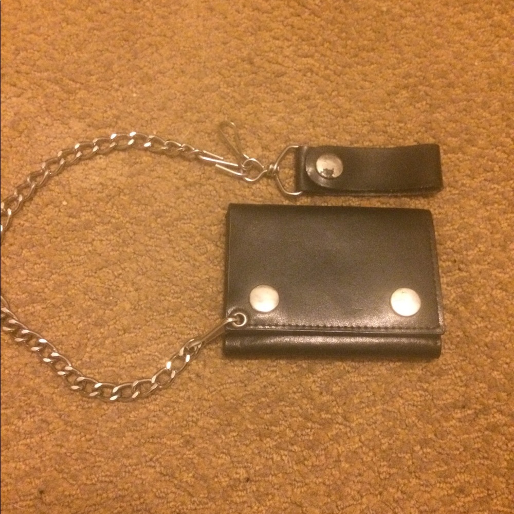 Chain wallet (black)
